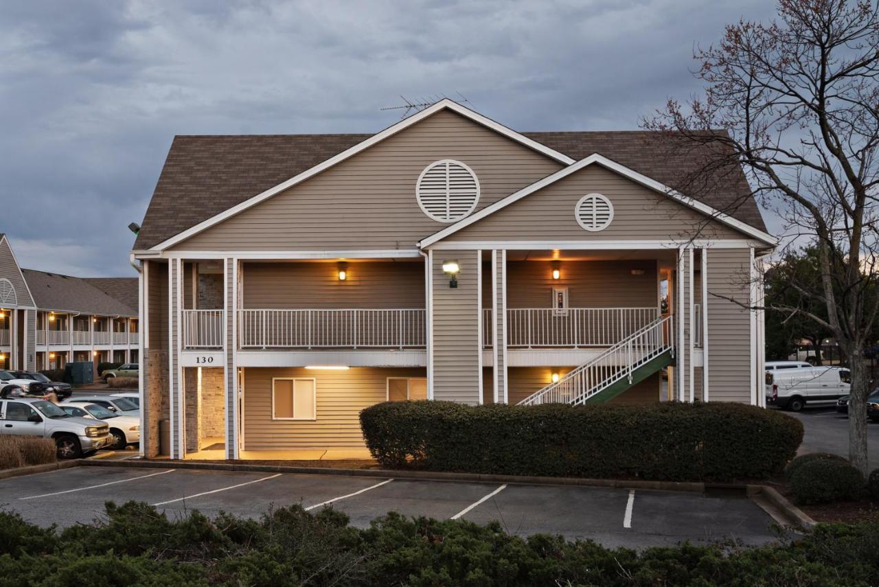 Hometowne Studios By Red Roof Spartanburg - Asheville Highway Southern Shops Экстерьер фото